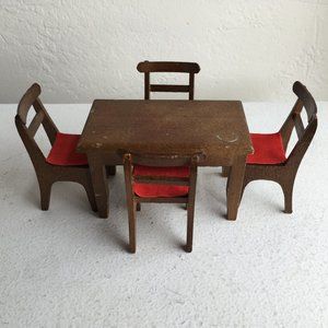 Mini Doll House Furniture: Dining Table & Chairs